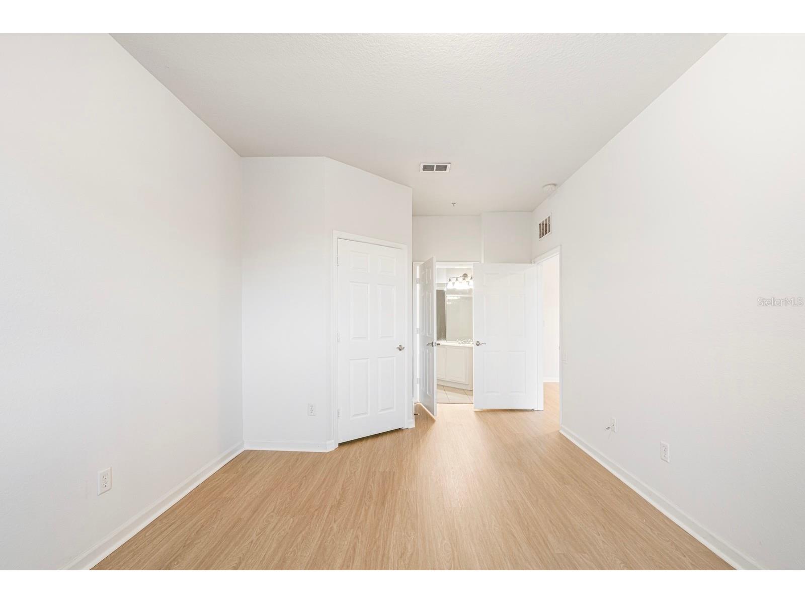 3332 Robert Trent Jones Drive #30303 Orlando FL 32835 O6373045 image6