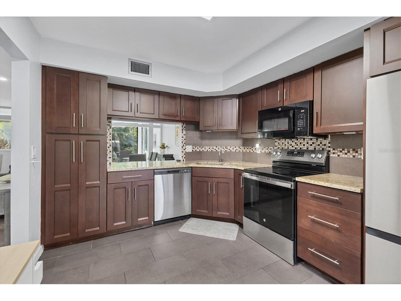 3332 Thornwood Road #3332 Sarasota FL 34231 A4675963 image14