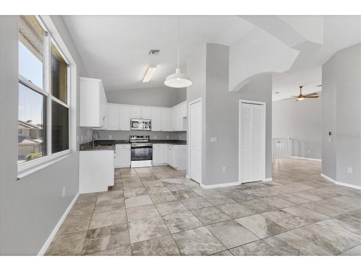 3333 Grand Vista Court #203 Port Charlotte FL 33953 C7513999 image7