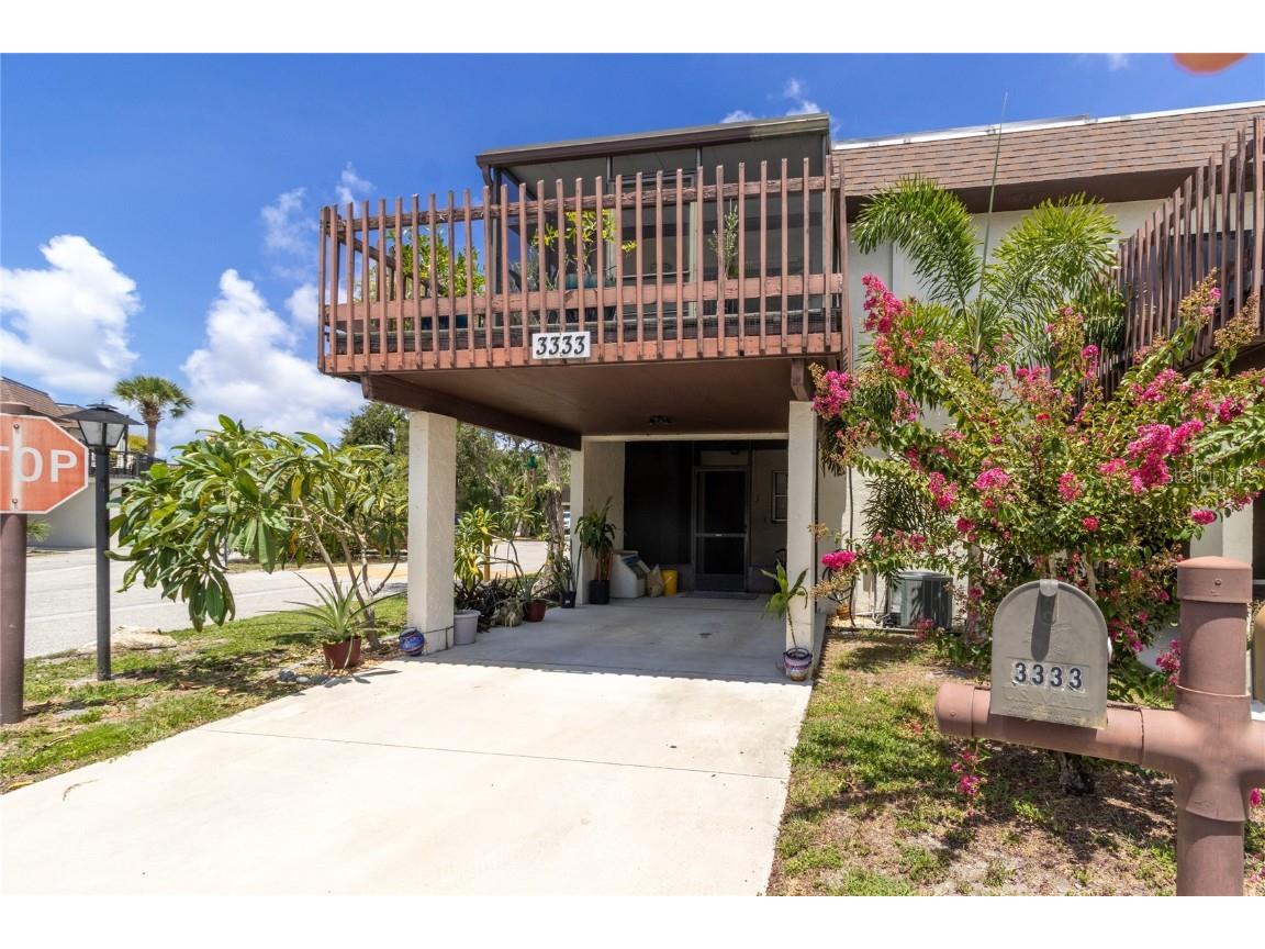 3333 Ramblewood Place Sarasota FL 34237 A4579405 image1