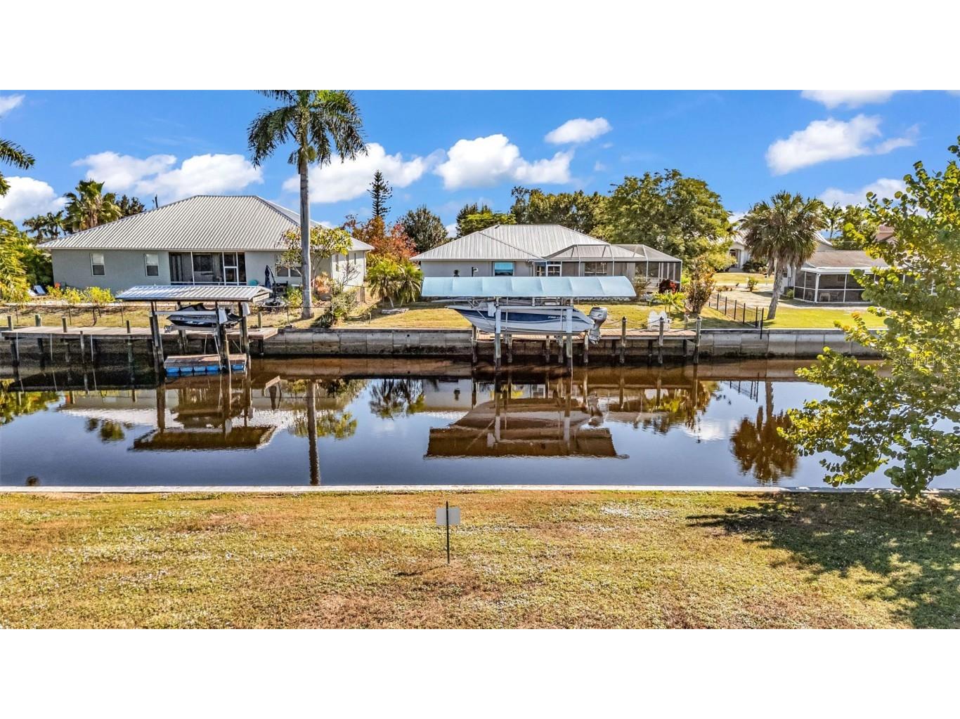 3334 Dover Drive Punta Gorda FL 33983 C7517920 image2