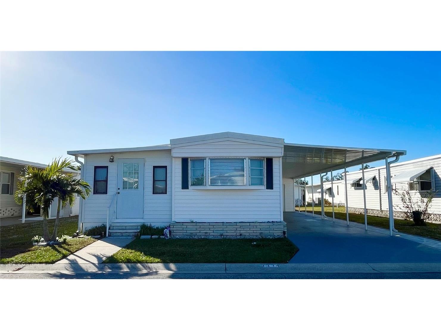 3334 Overcup Oak Terrace Sarasota FL 34237 A4632482 image1