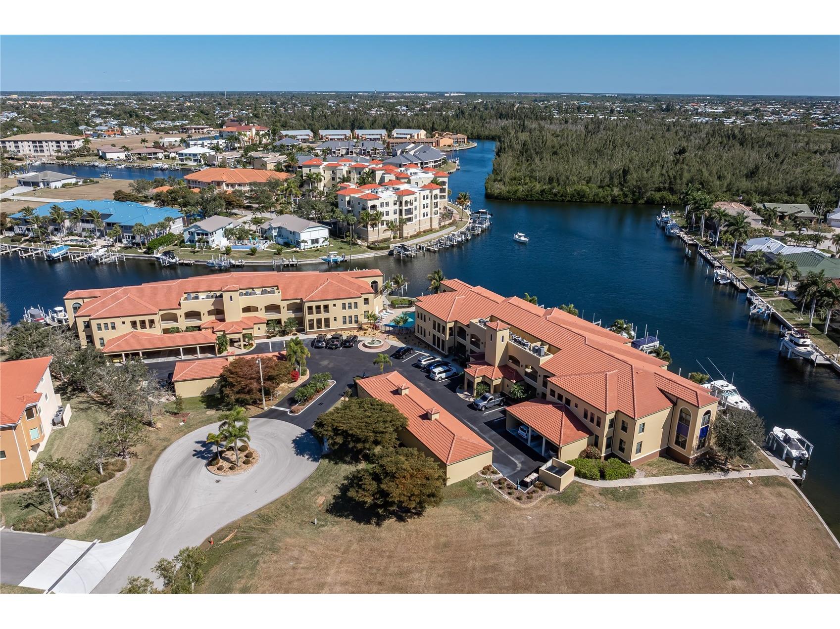 3334 Purple Martin Drive #215 Punta Gorda FL 33950 - WHITE IBIS CANAL C7521757 image2