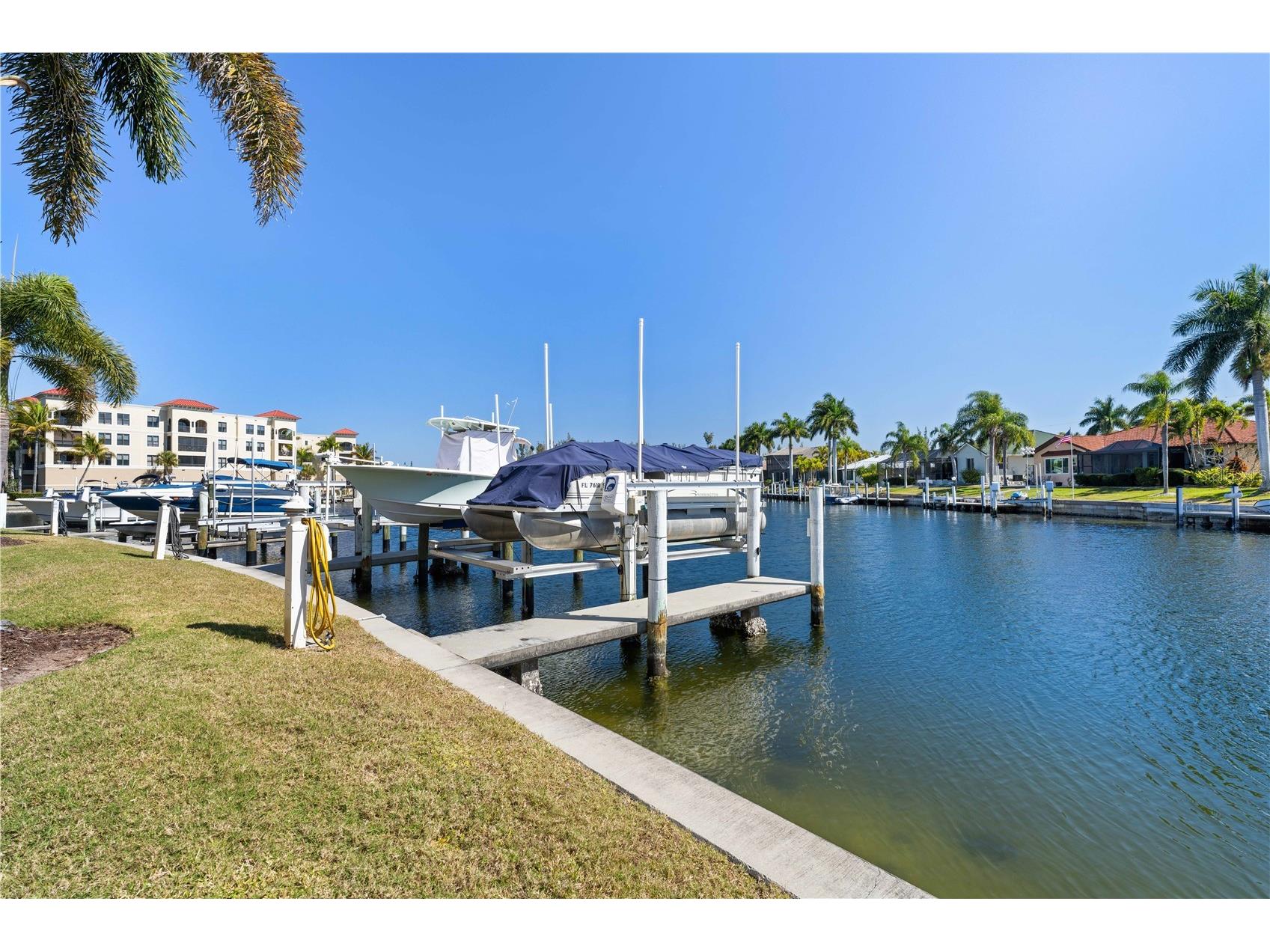 3334 Purple Martin Drive #215 Punta Gorda FL 33950 - WHITE IBIS CANAL C7521757 image6