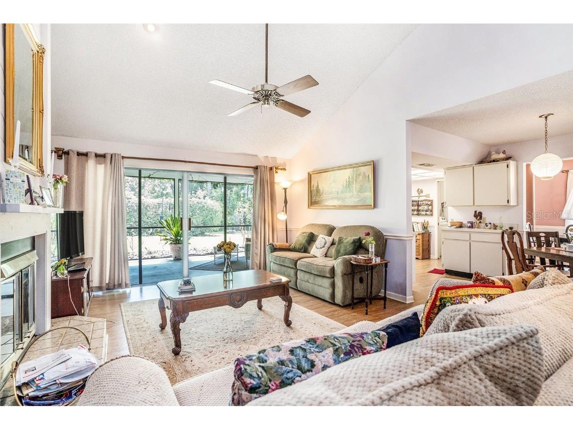 3335 Foxridge Circle Tampa FL 33618 TB8448789 image18