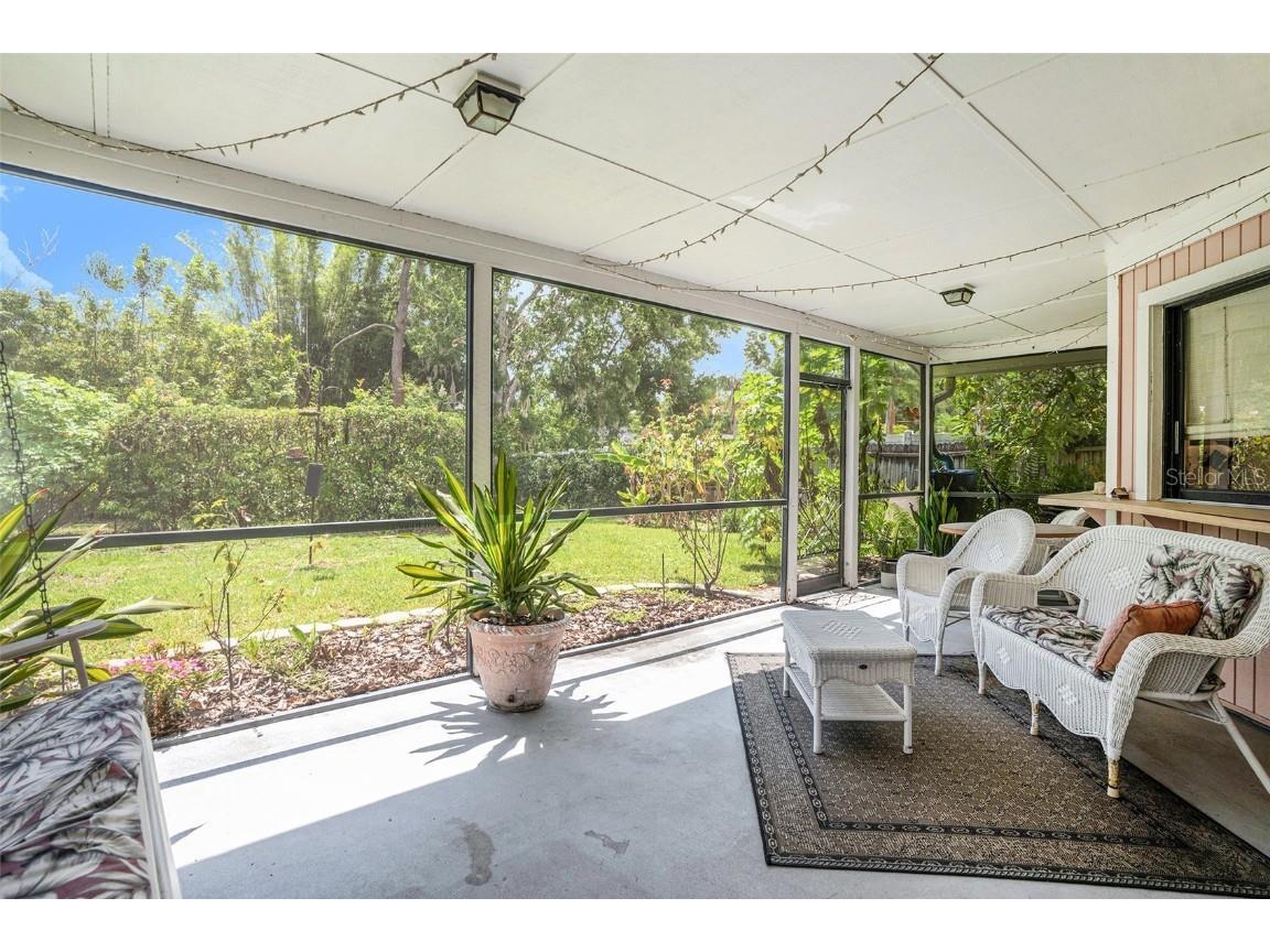 3335 Foxridge Circle Tampa FL 33618 TB8448789 image30