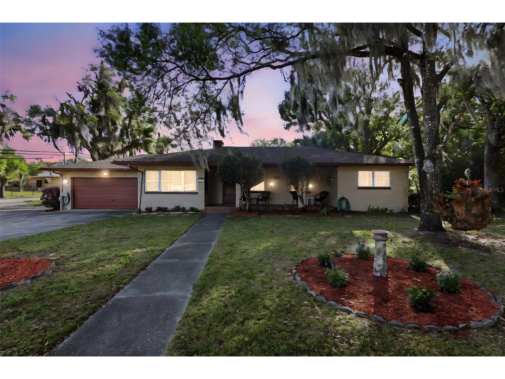 3335 Grand Avenue Deland FL 32720 V4948024 image1