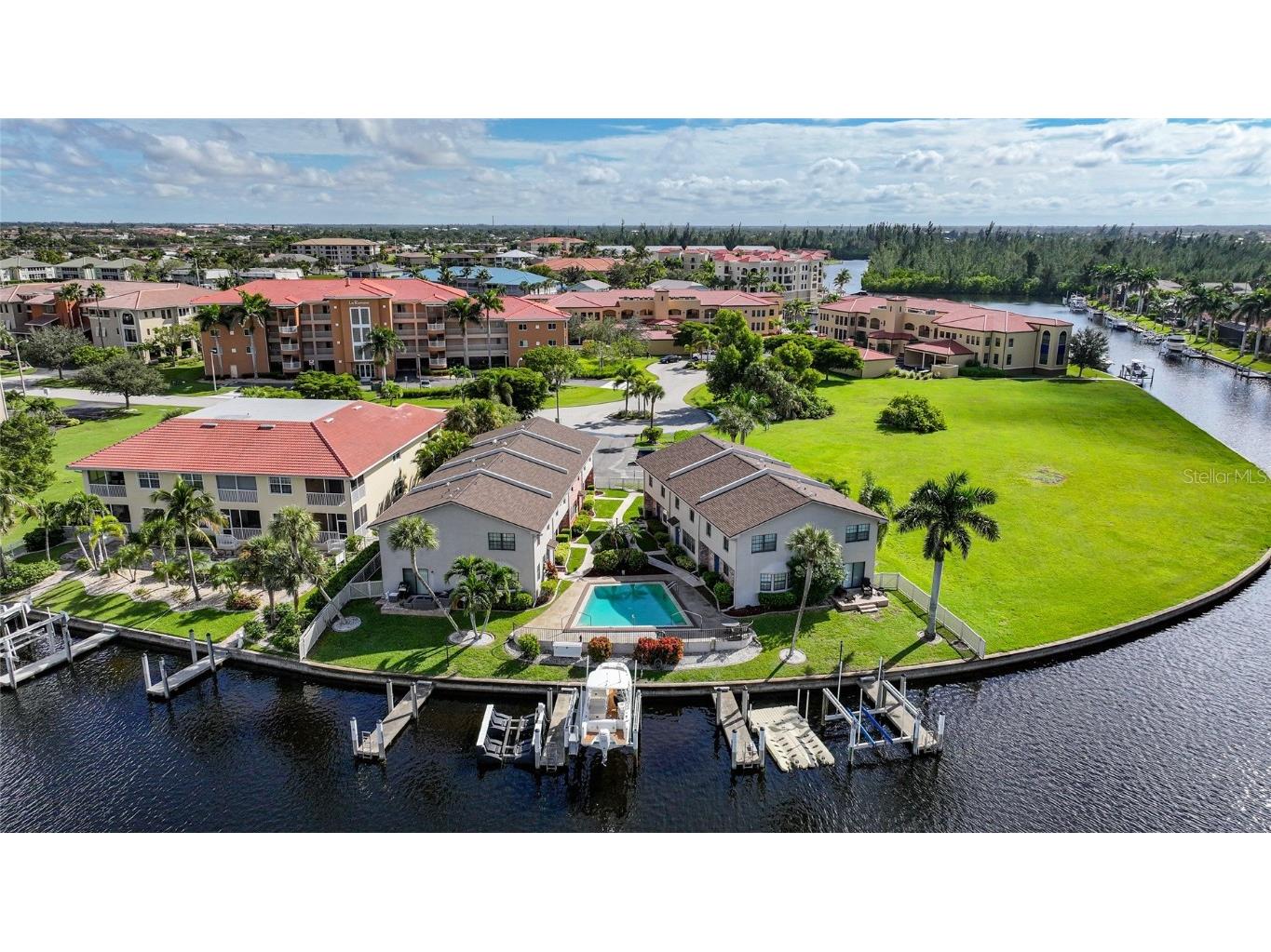 3335 Purple Martin Drive #6 Punta Gorda FL 33950 C7515779 image1