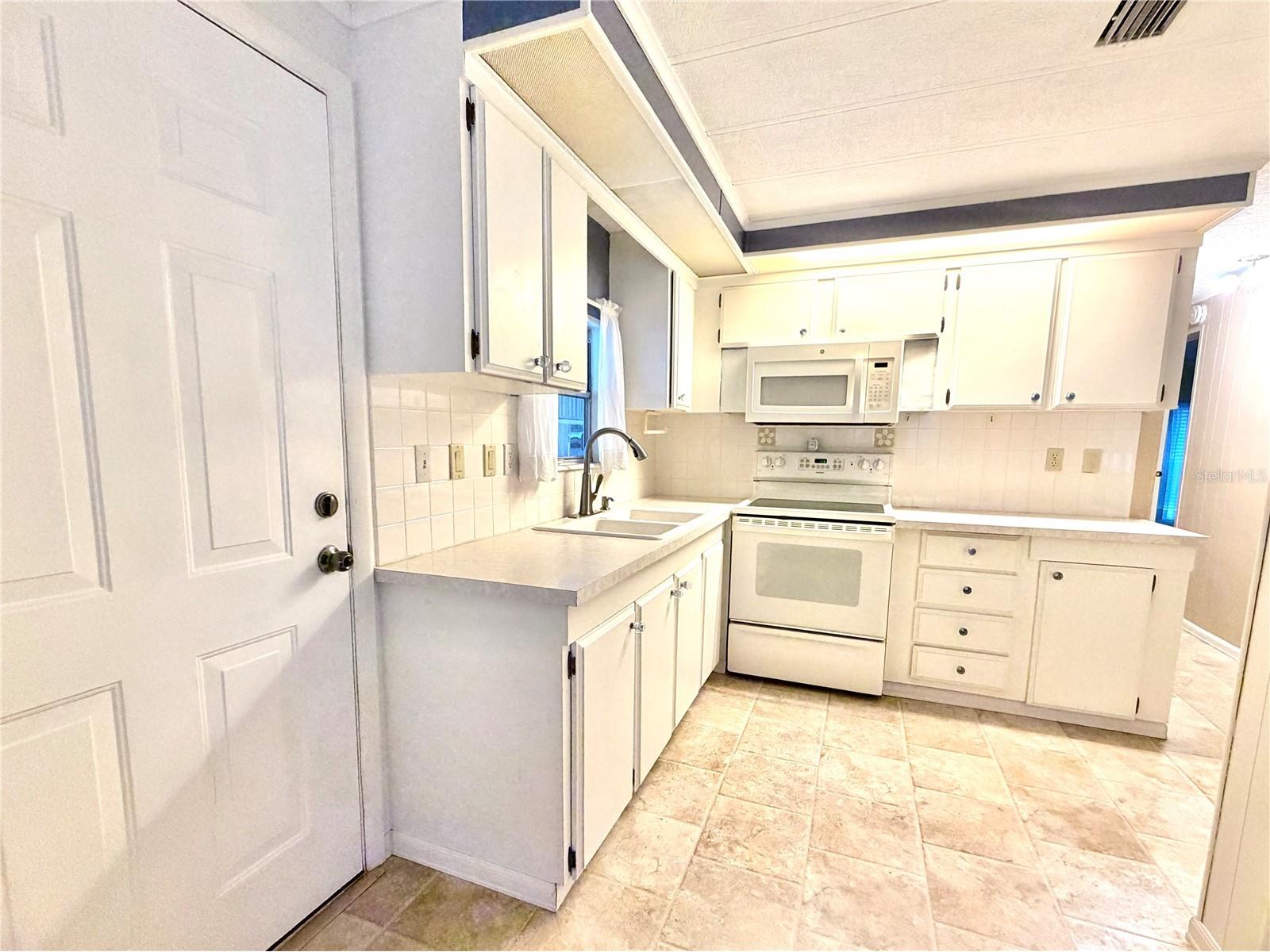 3335 S Citrus Circle #GE Zellwood FL 32798 O6378683 image3