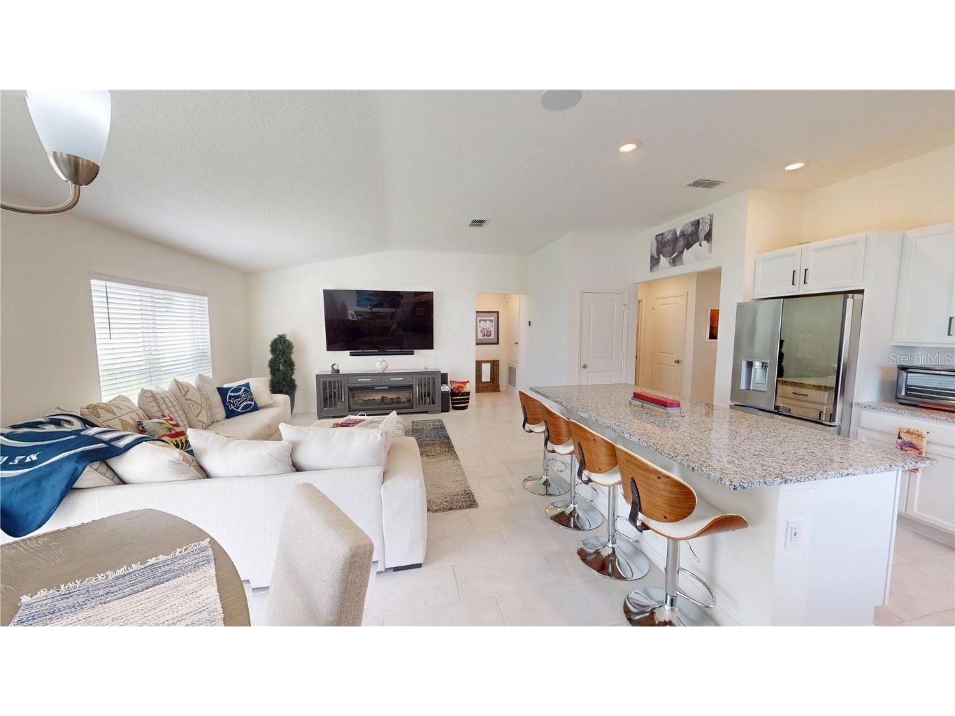 3336 Pink Oleander Avenue Mascotte FL 34753 O6346350 image10