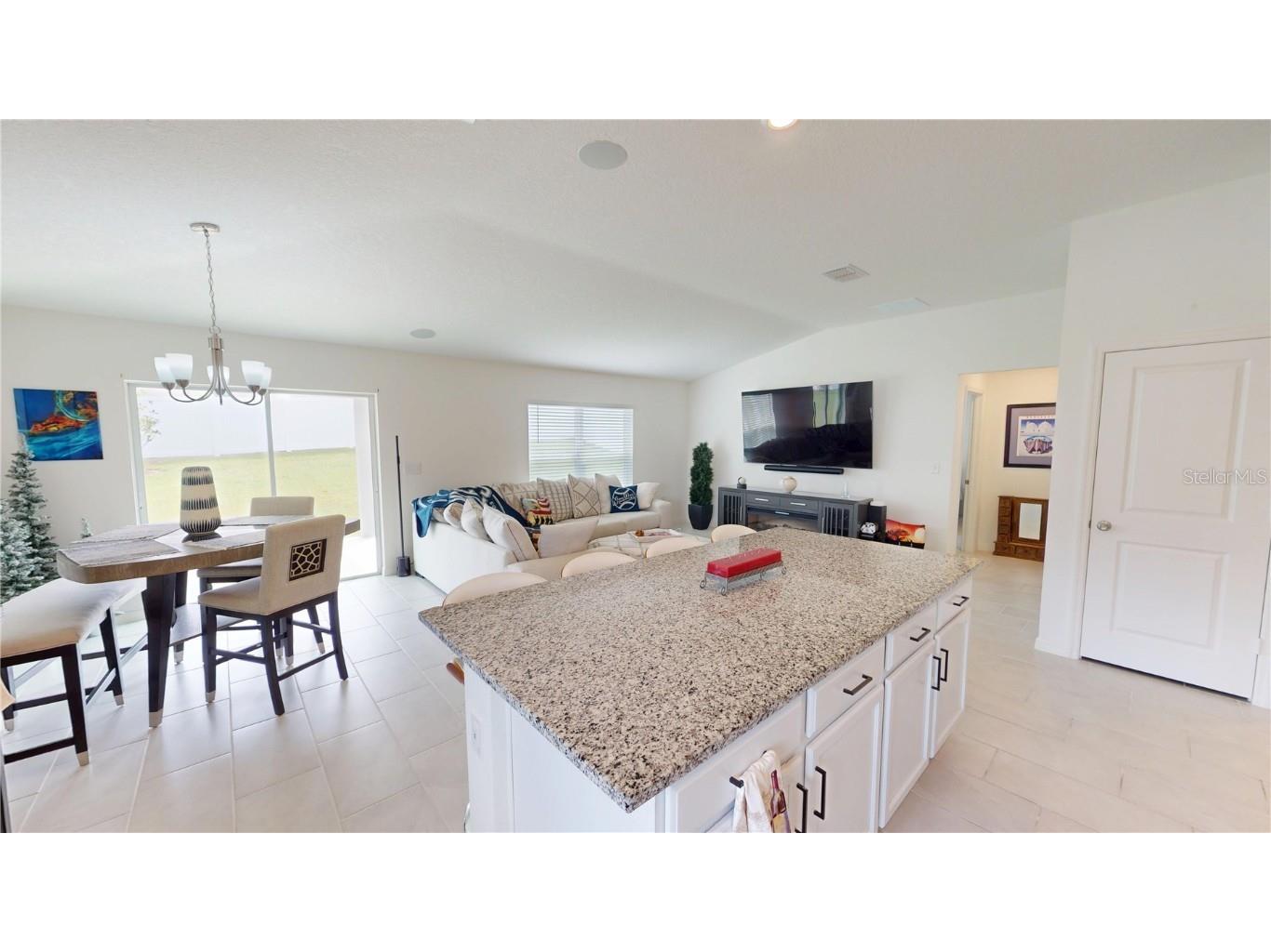 3336 Pink Oleander Avenue Mascotte FL 34753 O6346350 image5