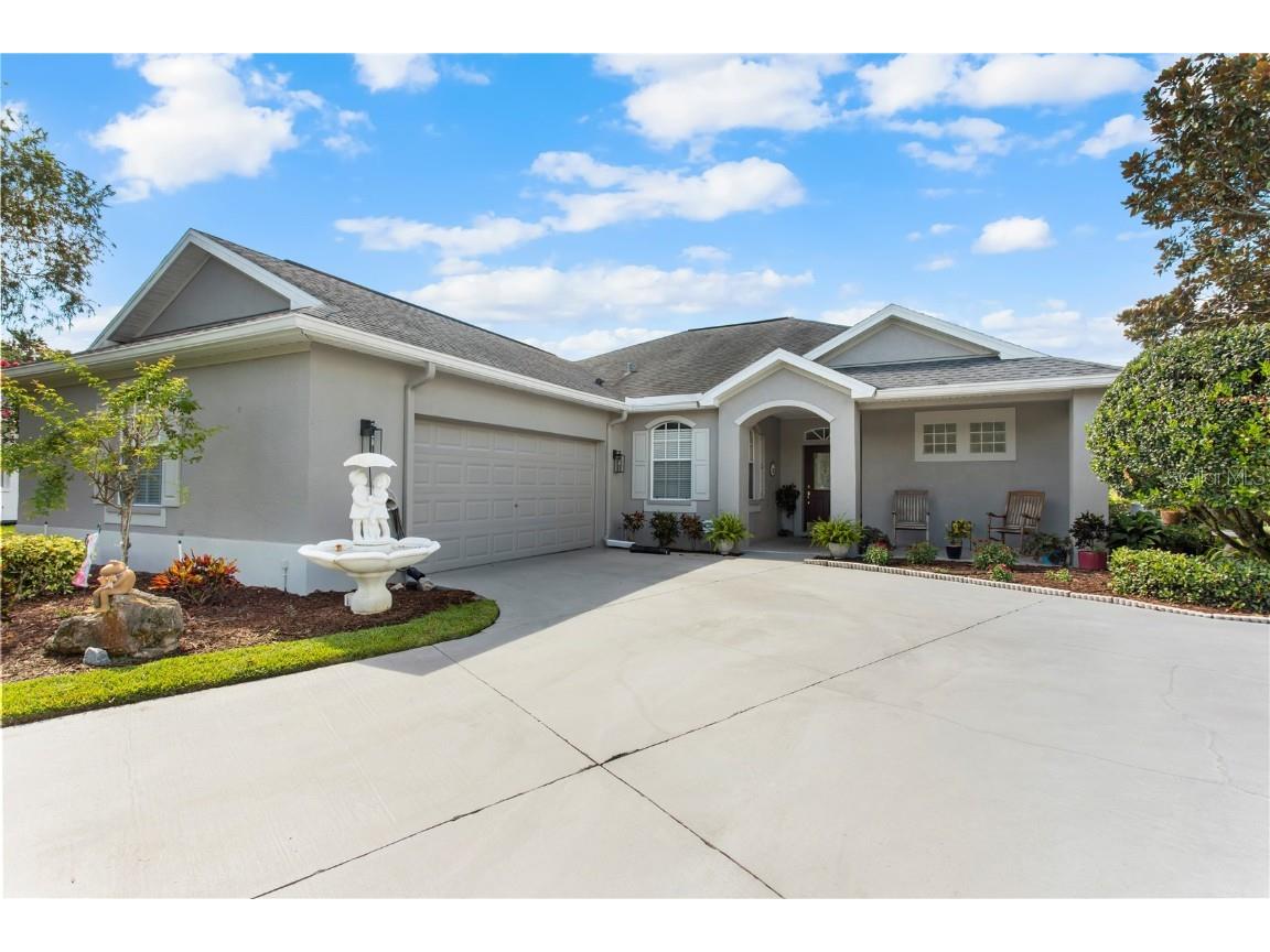 3336 Steinbeck Place Plant City FL 33566 - SILVERBROOKE LAKE T3467735 image1