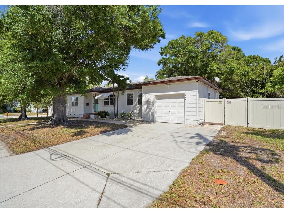 3337 16th Street N Saint Petersburg FL 33704 TB8494356 image2