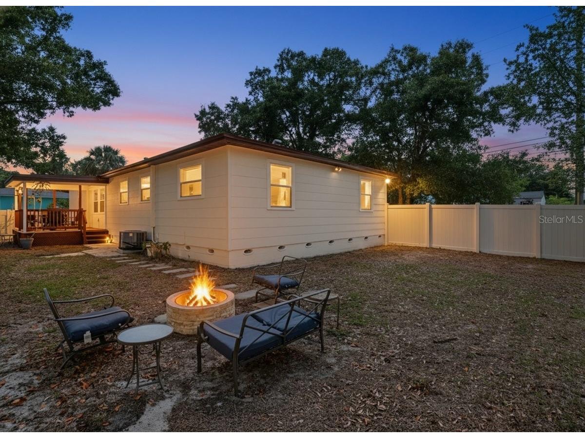 3337 16th Street N Saint Petersburg FL 33704 TB8494356 image20