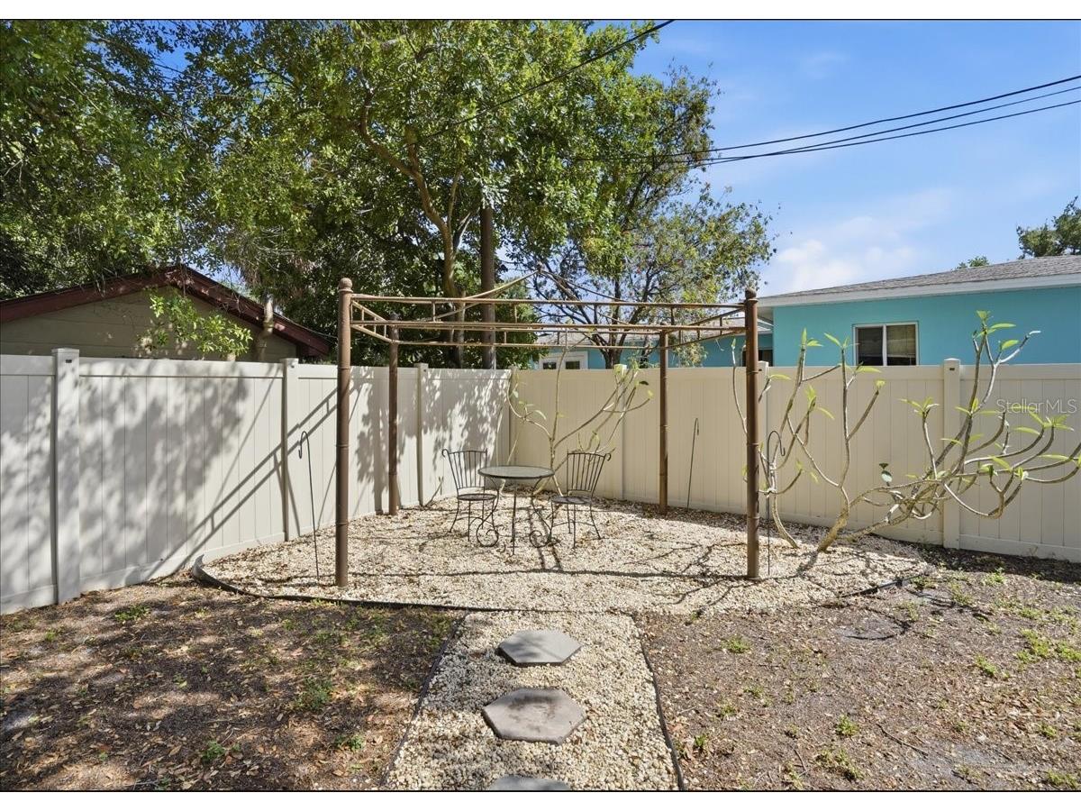 3337 16th Street N Saint Petersburg FL 33704 TB8494356 image22