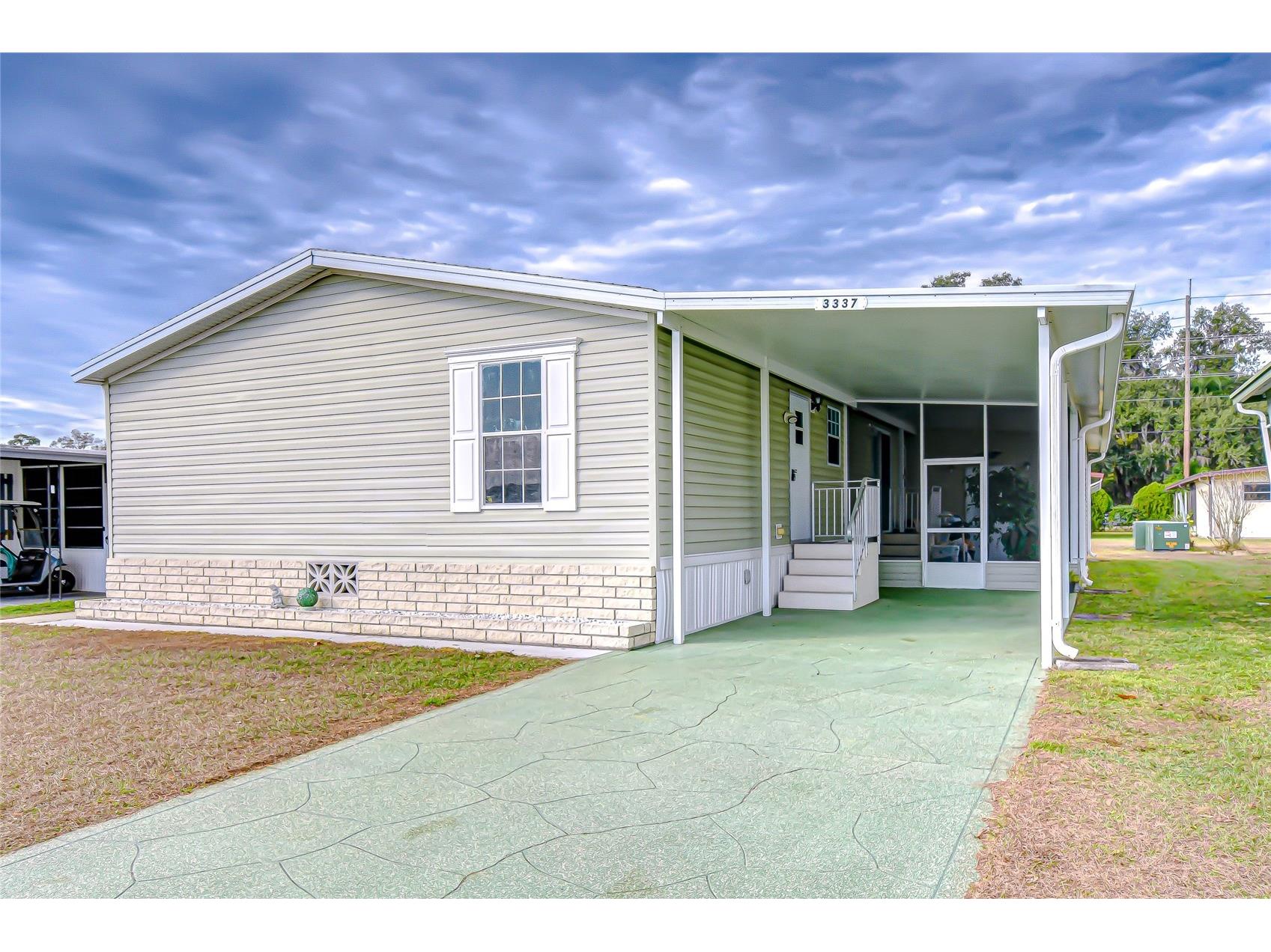 3337 Dawns Dell Zephyrhills FL 33541 TB8465612 image1