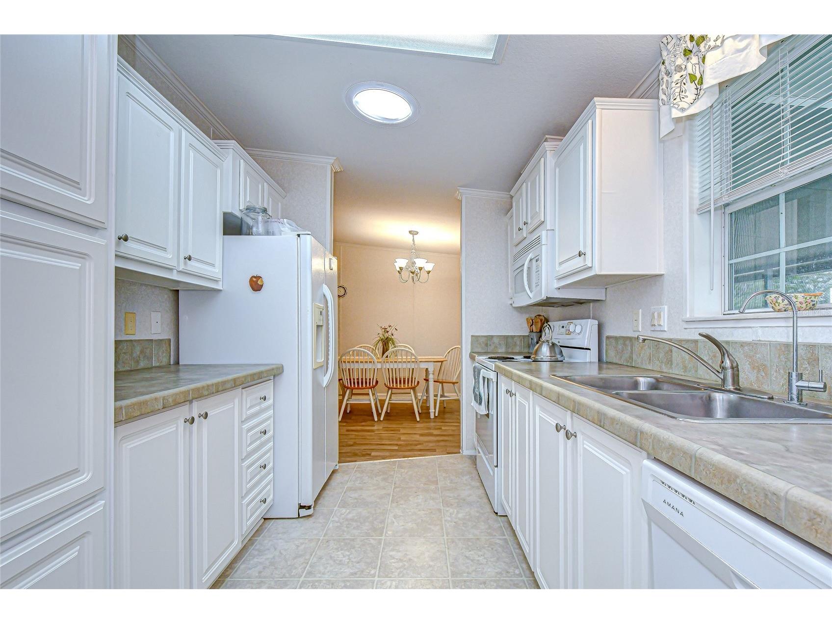3337 Dawns Dell Zephyrhills FL 33541 TB8465612 image10