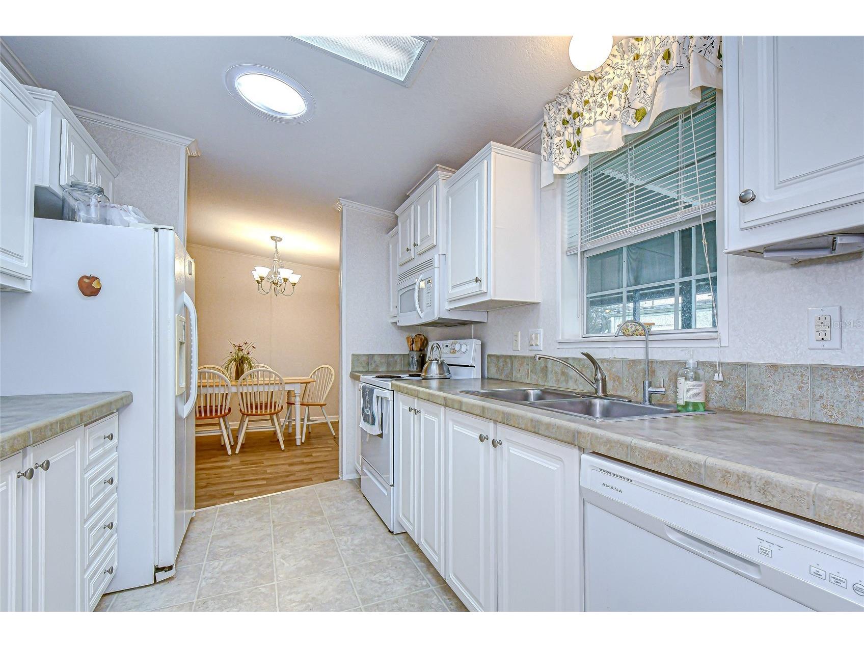 3337 Dawns Dell Zephyrhills FL 33541 TB8465612 image11