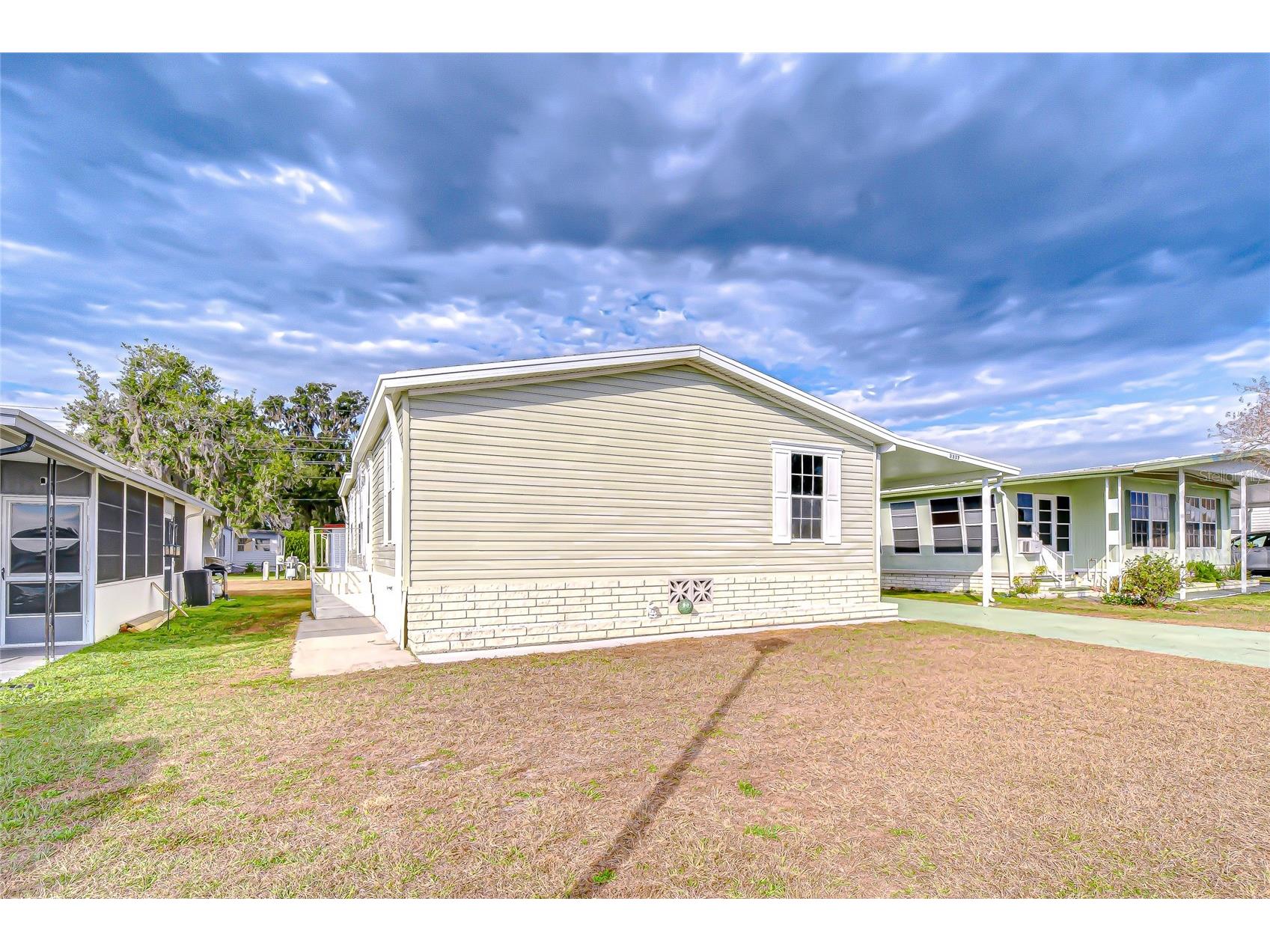 3337 Dawns Dell Zephyrhills FL 33541 TB8465612 image44