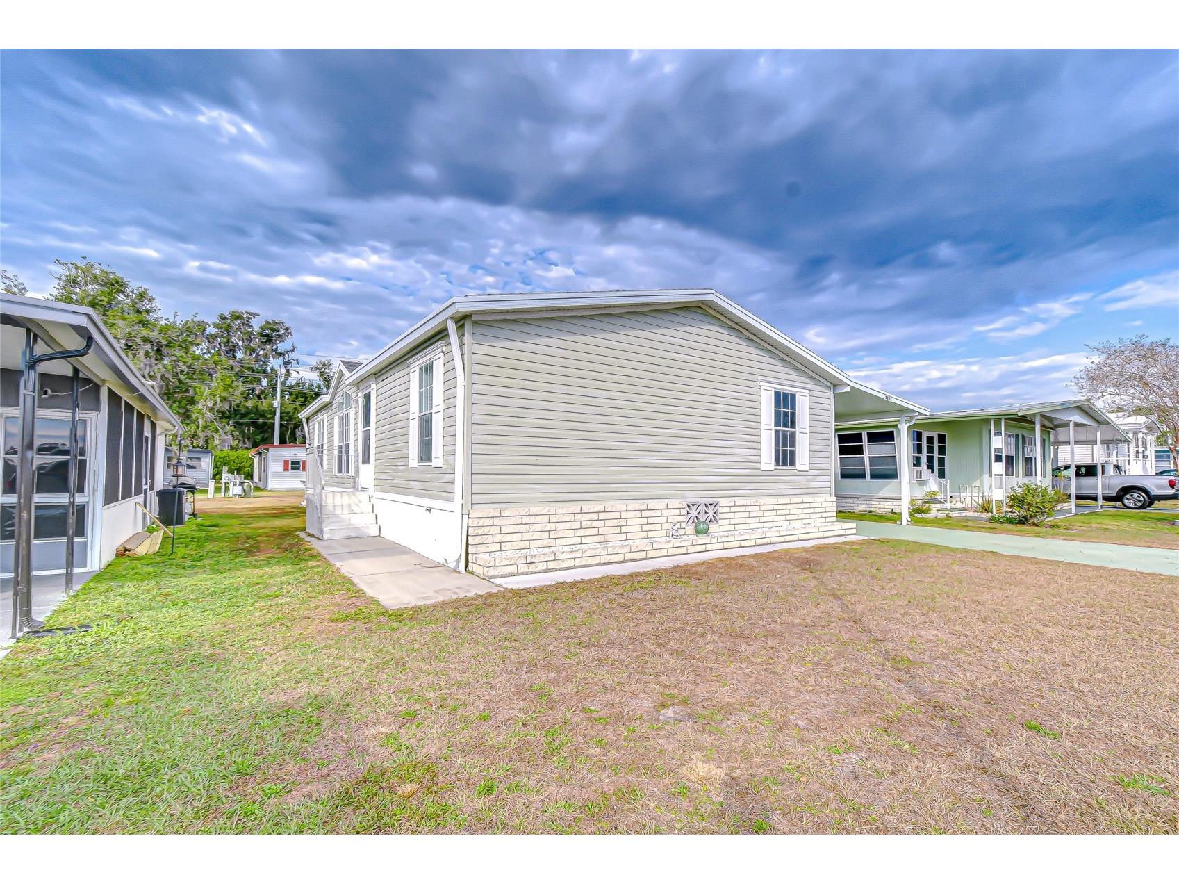 3337 Dawns Dell Zephyrhills FL 33541 TB8465612 image46