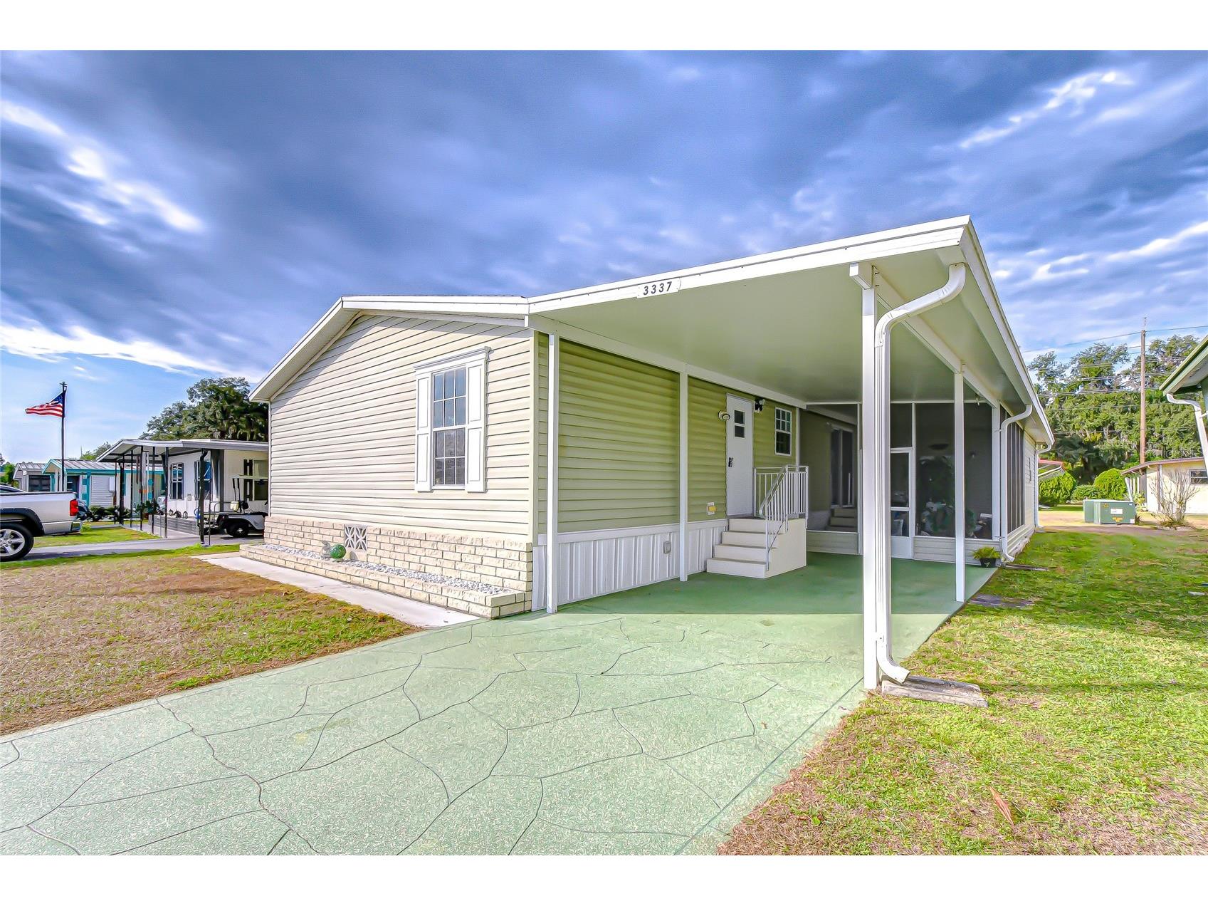 3337 Dawns Dell Zephyrhills FL 33541 TB8465612 image47