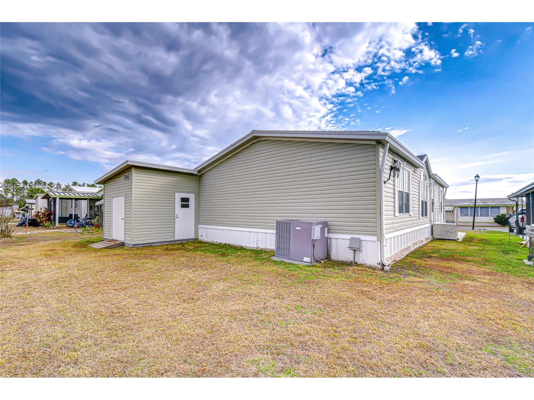 3337 Dawns Dell Zephyrhills FL 33541 TB8465612 image53