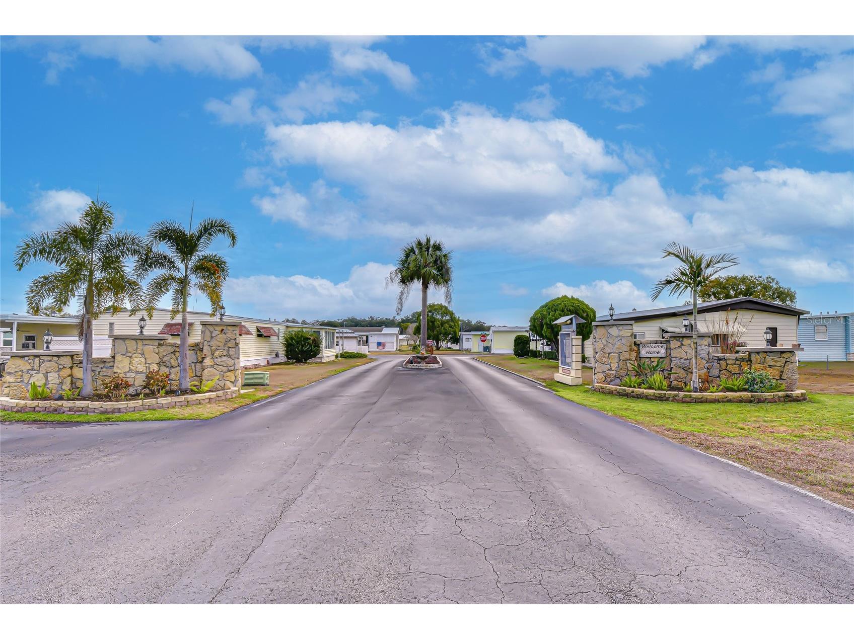 3337 Dawns Dell Zephyrhills FL 33541 TB8465612 image66
