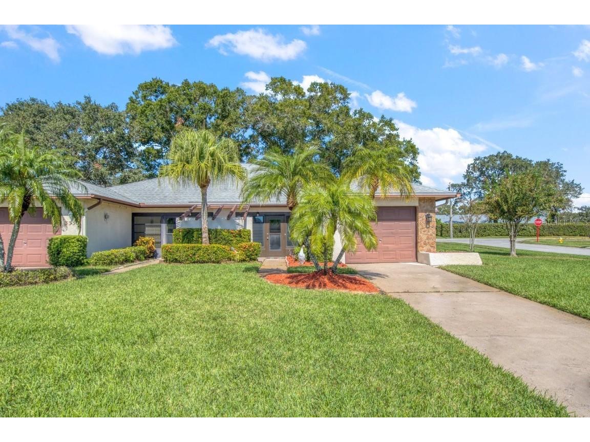 3337 Gorse Court Palm Harbor FL 34684 - LAKE TARPON U8219951 image1