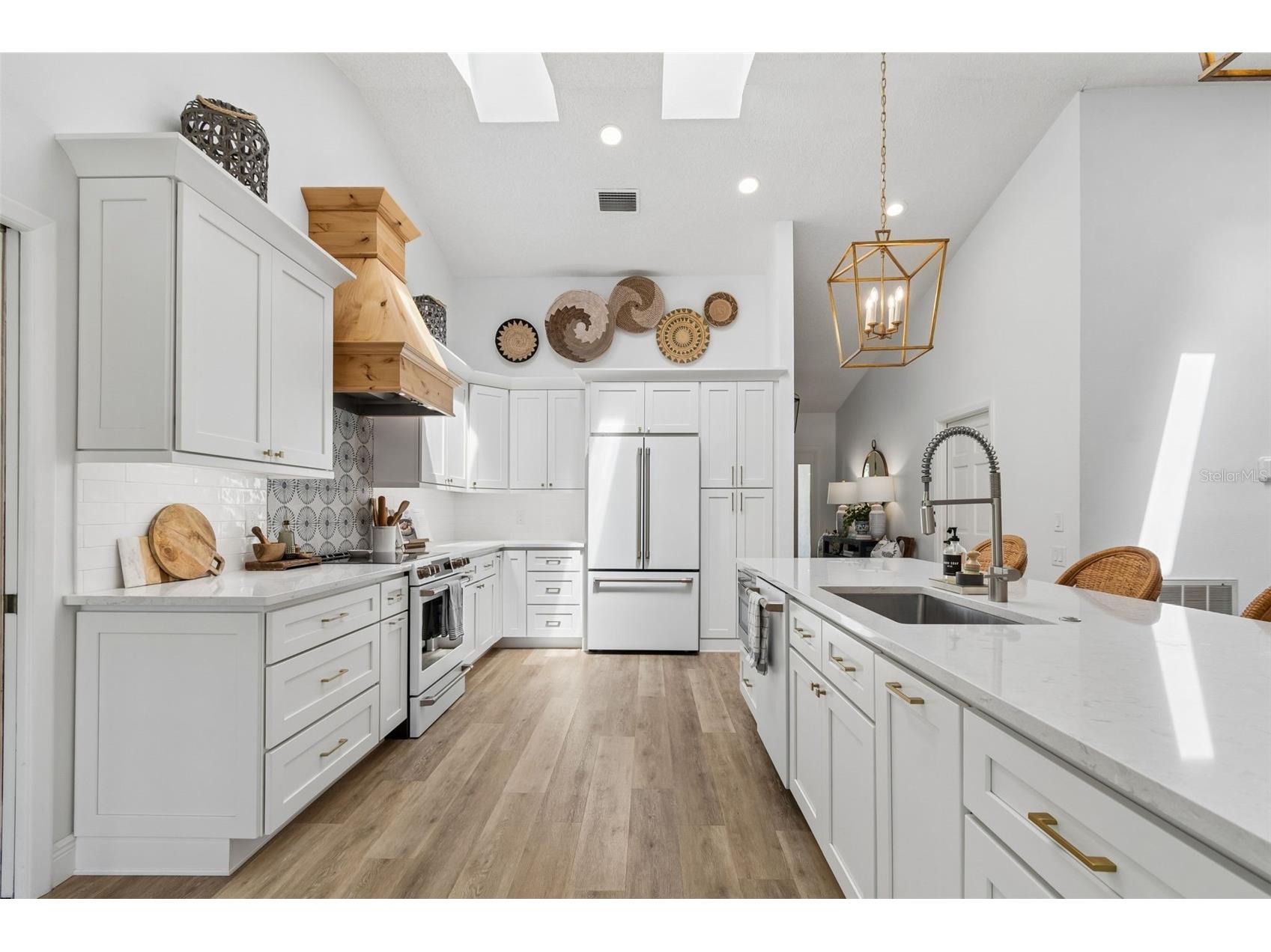 3337 Hyde Park Drive Clearwater FL 33761 TB8502388 image18