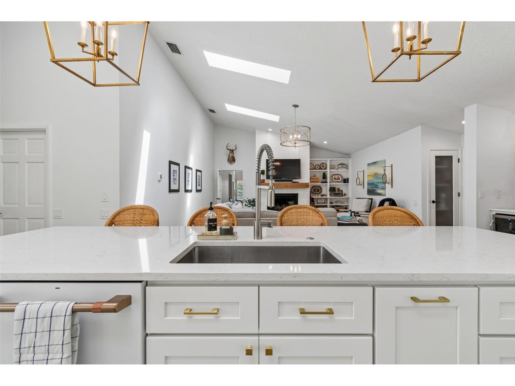 3337 Hyde Park Drive Clearwater FL 33761 TB8502388 image20