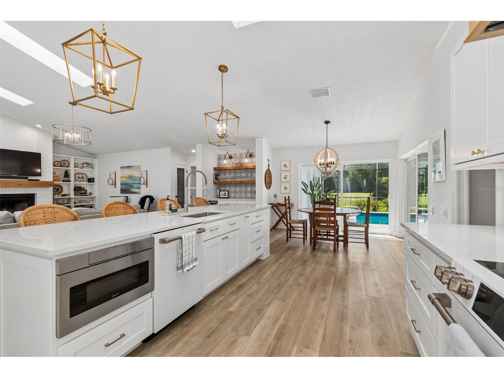 3337 Hyde Park Drive Clearwater FL 33761 TB8502388 image21