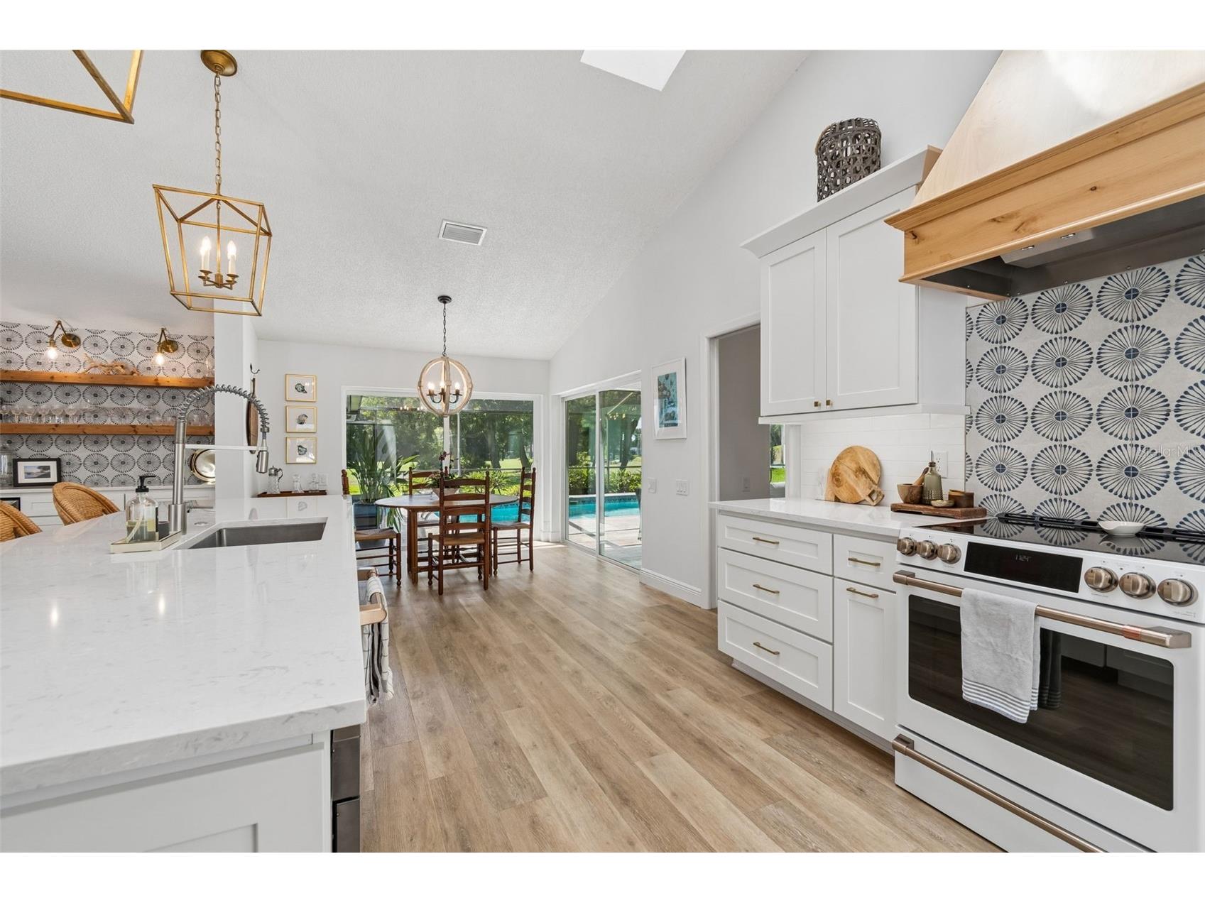 3337 Hyde Park Drive Clearwater FL 33761 TB8502388 image22