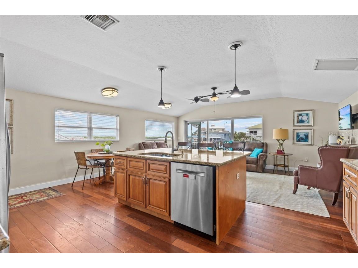3337 Mangrove Drive Hernando Beach FL 34607 - DIRECT GULF ACCESS W7876978 image10