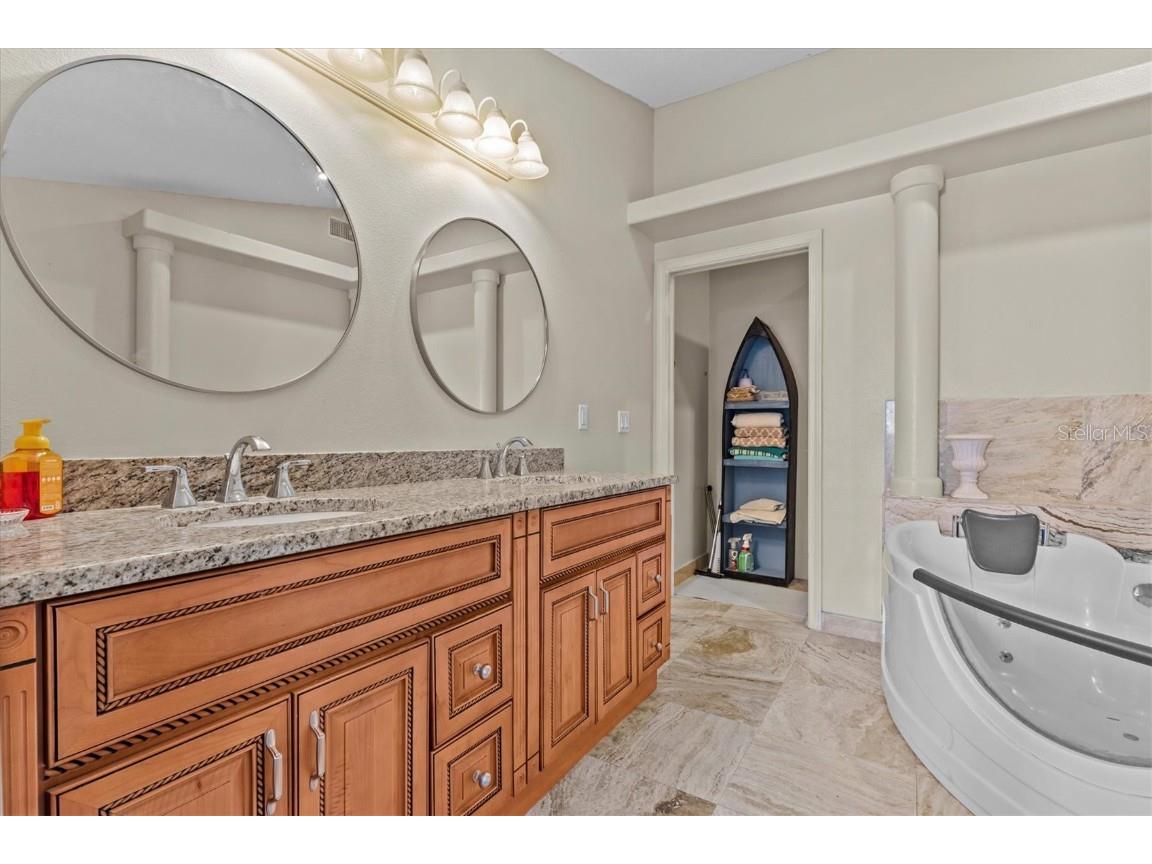 3337 Mangrove Drive Hernando Beach FL 34607 - DIRECT GULF ACCESS W7876978 image21