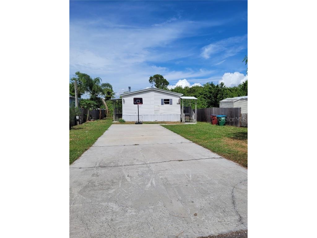 3337 Roxborough Avenue Clearwater FL 33762 U8215747 image1