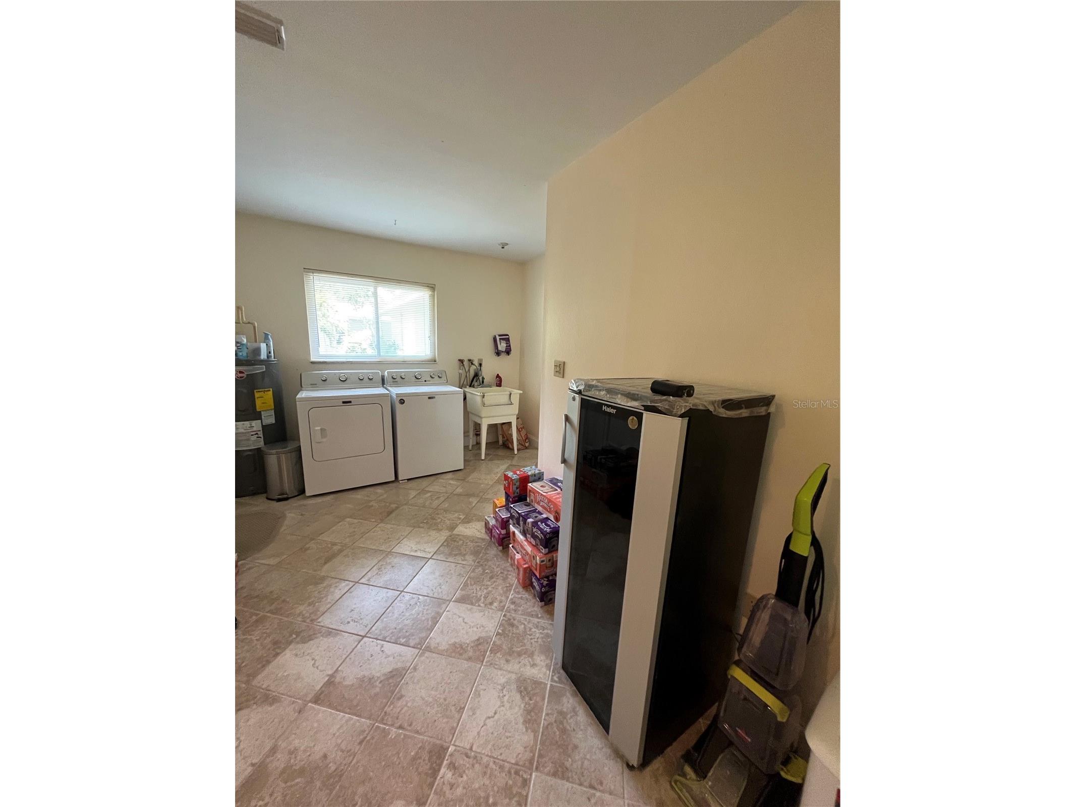 3337 Spring Mill Circle Sarasota FL 34239 A4660789 image25