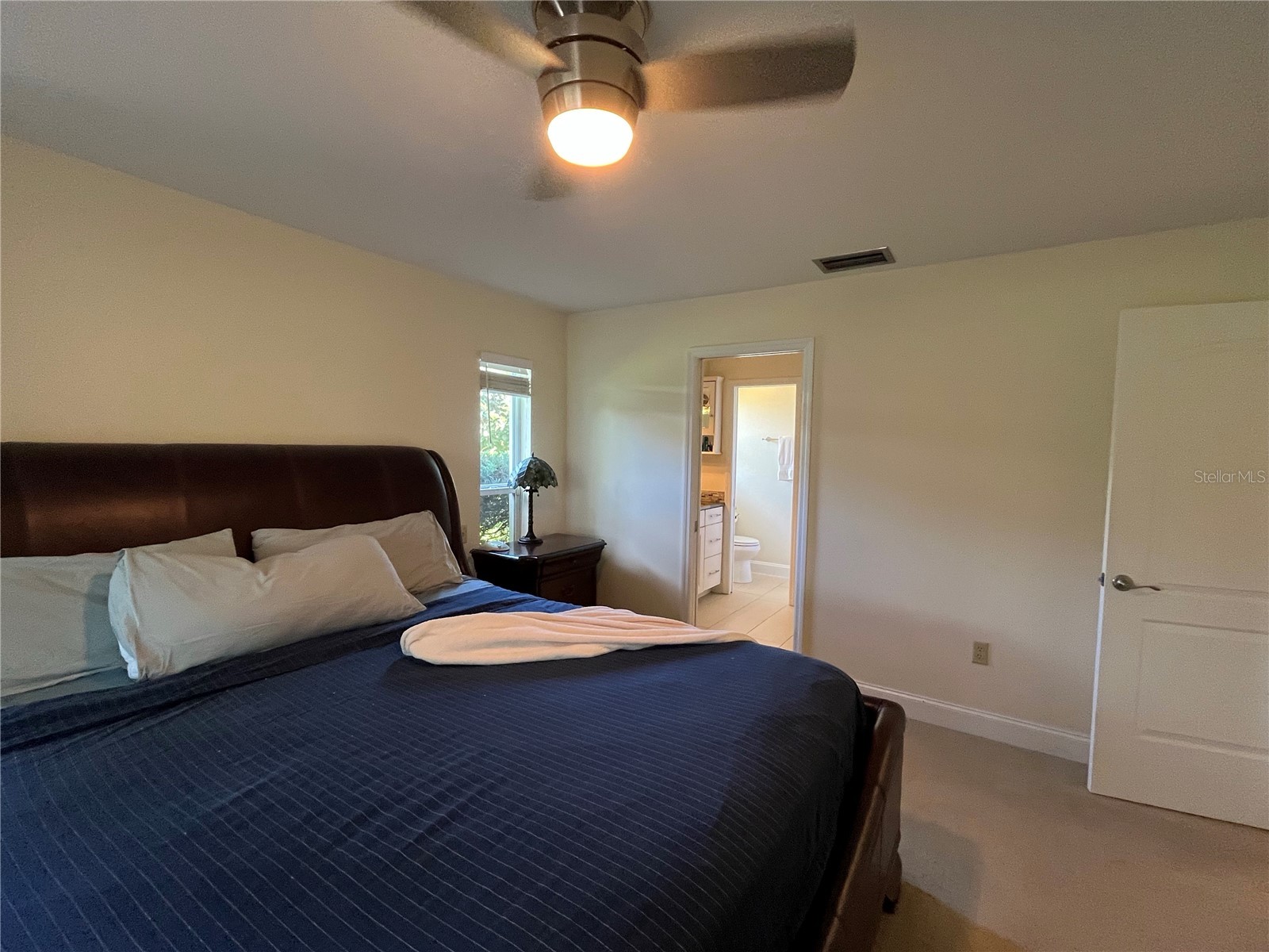 3337 Spring Mill Circle Sarasota FL 34239 A4660789 image28