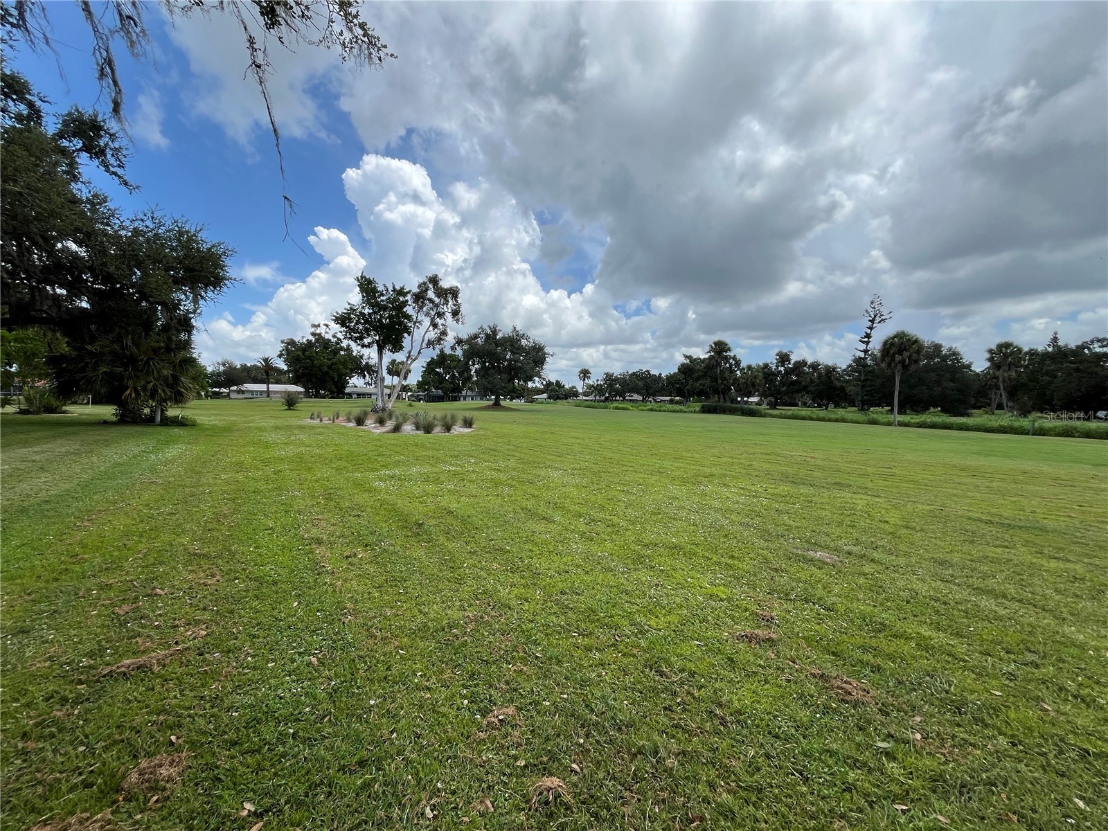 3337 Spring Mill Circle Sarasota FL 34239 A4660789 image39