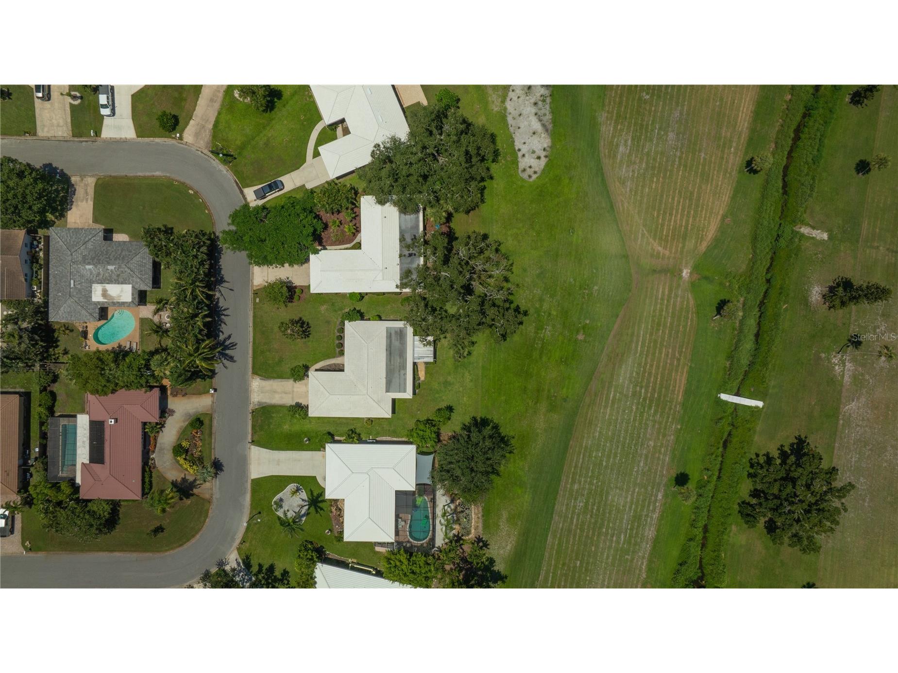 3337 Spring Mill Circle Sarasota FL 34239 A4660789 image48