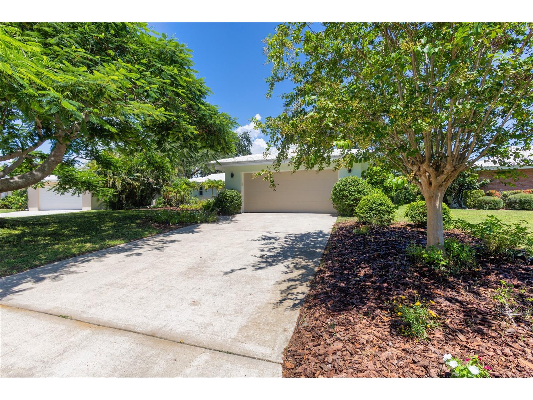 3337 Spring Mill Circle Sarasota FL 34239 A4660789 image52