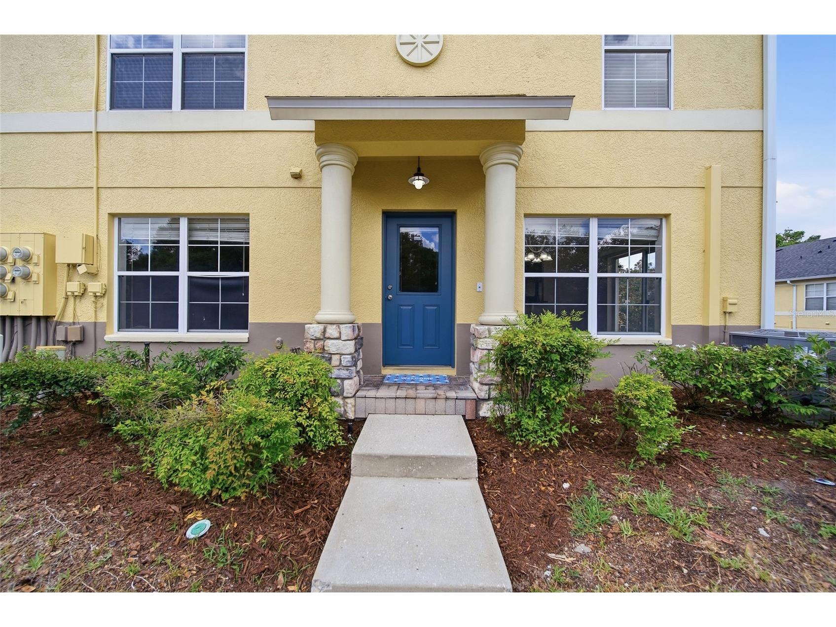 3337 Spy Tower Court Valrico FL 33594 TB8512198 image1