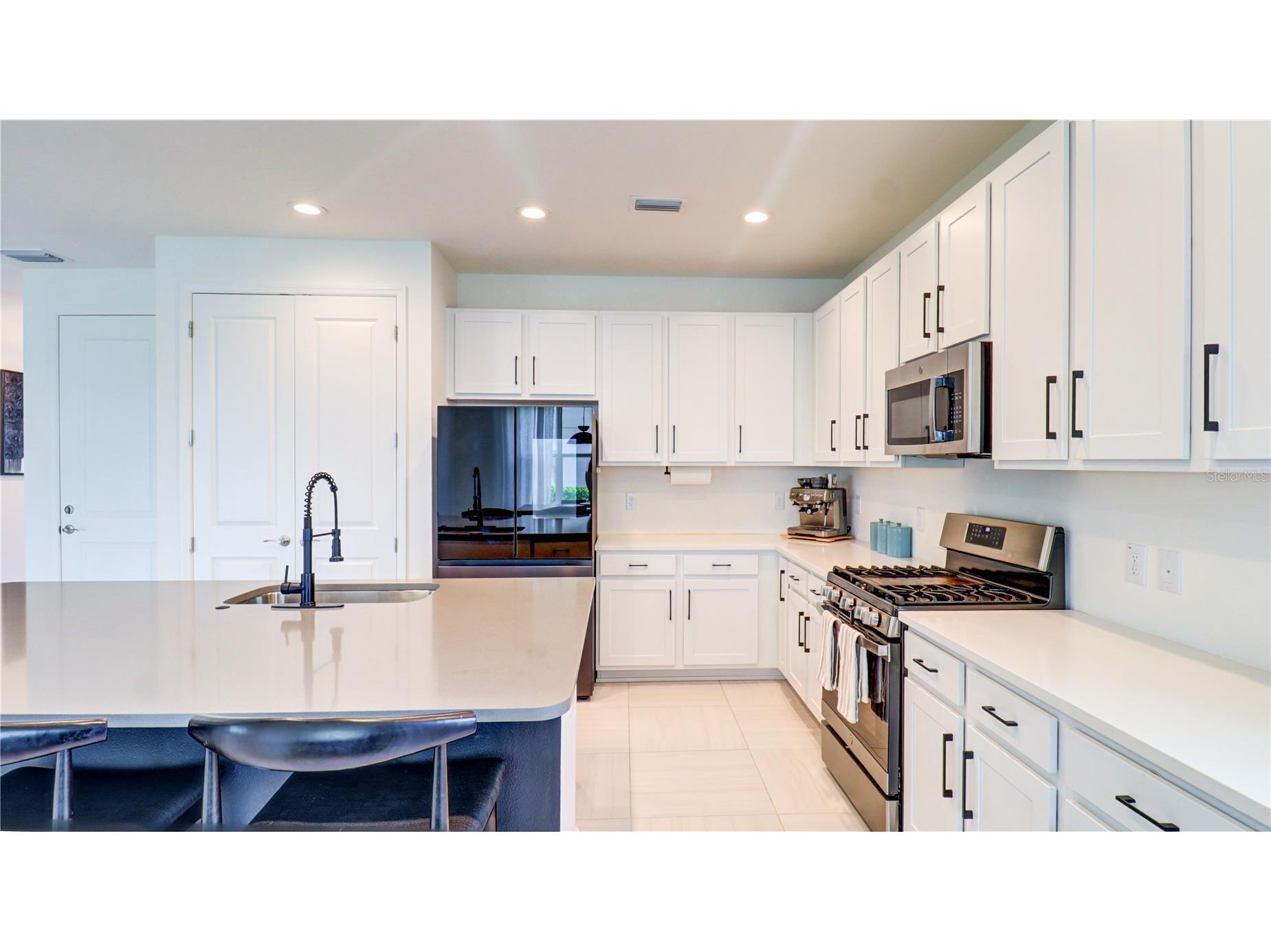 3338 Great Banyan Way Wesley Chapel FL 33543 TB8513492 image18
