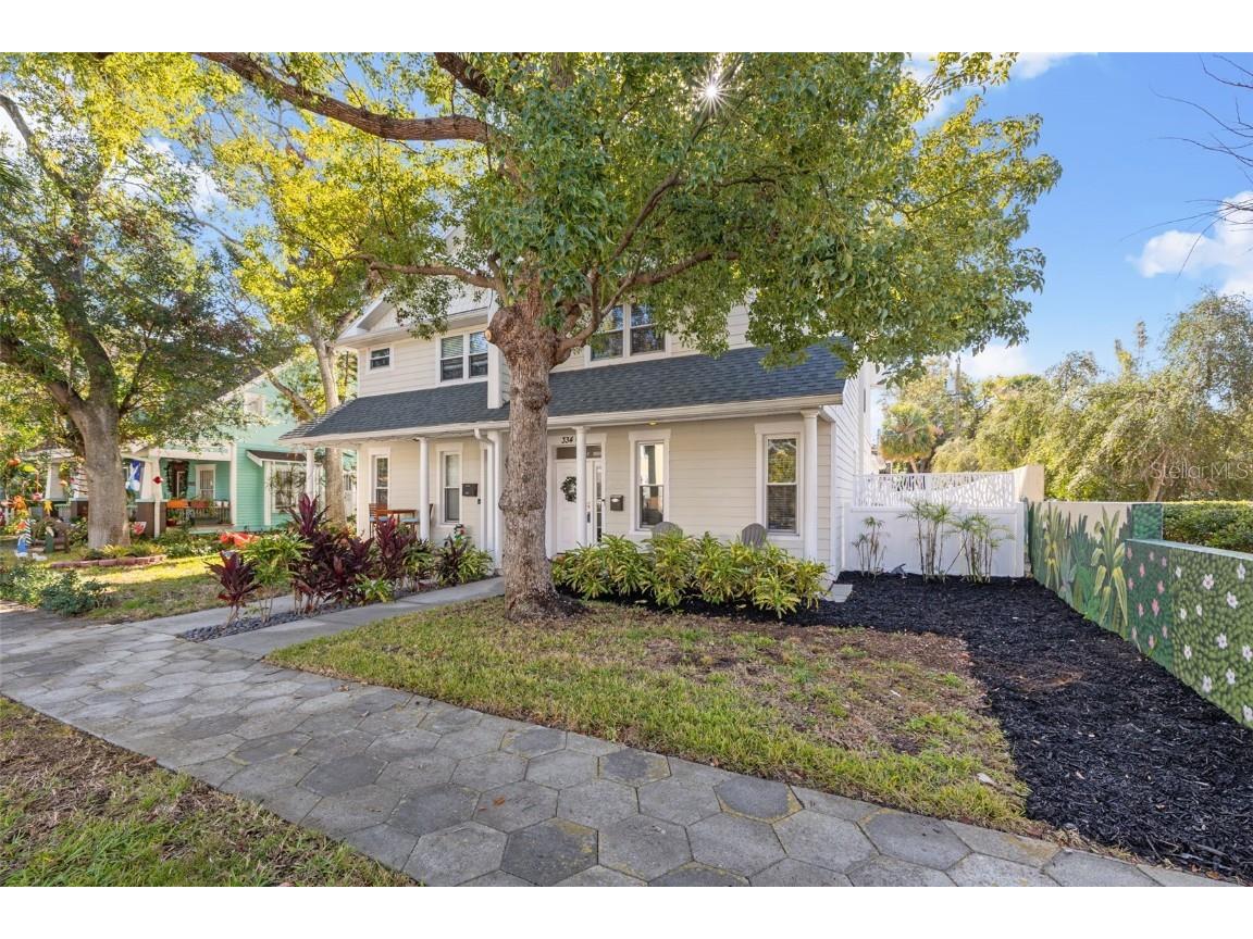 334 8th Avenue N #B Saint Petersburg FL 33701 TB8323710 image1
