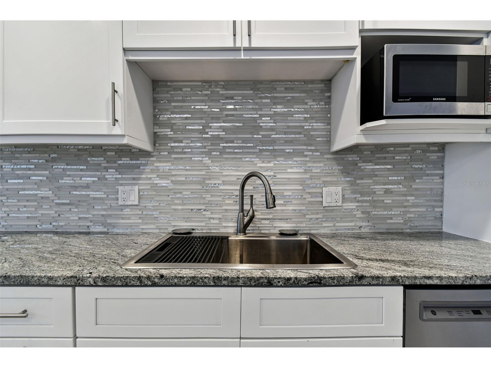 334 Boca Ciega Point Boulevard #606 Saint Petersburg FL 33708 TB8430689 image10