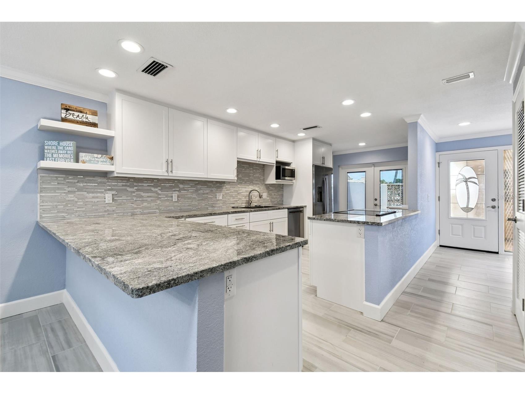 334 Boca Ciega Point Boulevard #606 Saint Petersburg FL 33708 TB8430689 image5