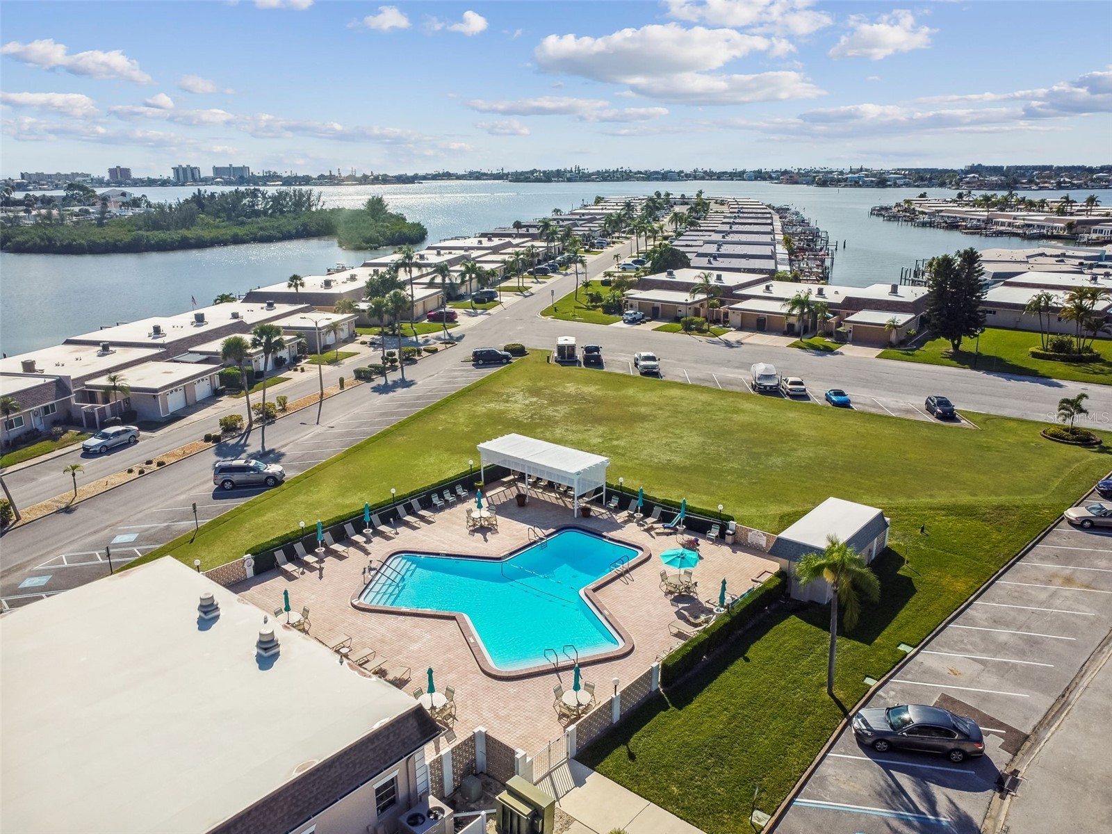 334 Boca Ciega Point Boulevard #606 Saint Petersburg FL 33708 TB8430689 image51