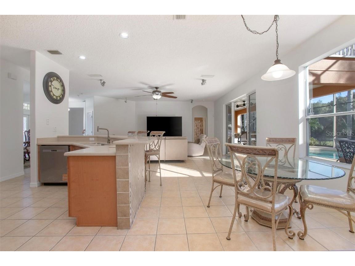 334 Crystal Pond Avenue Deland FL 32720 V4945709 image17