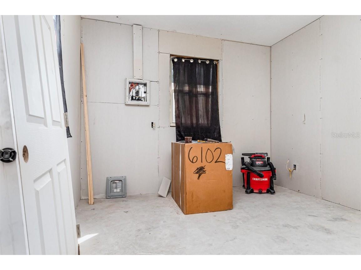 334 N Lake Reedy Boulevard Frostproof FL 33843 TB8450349 image25