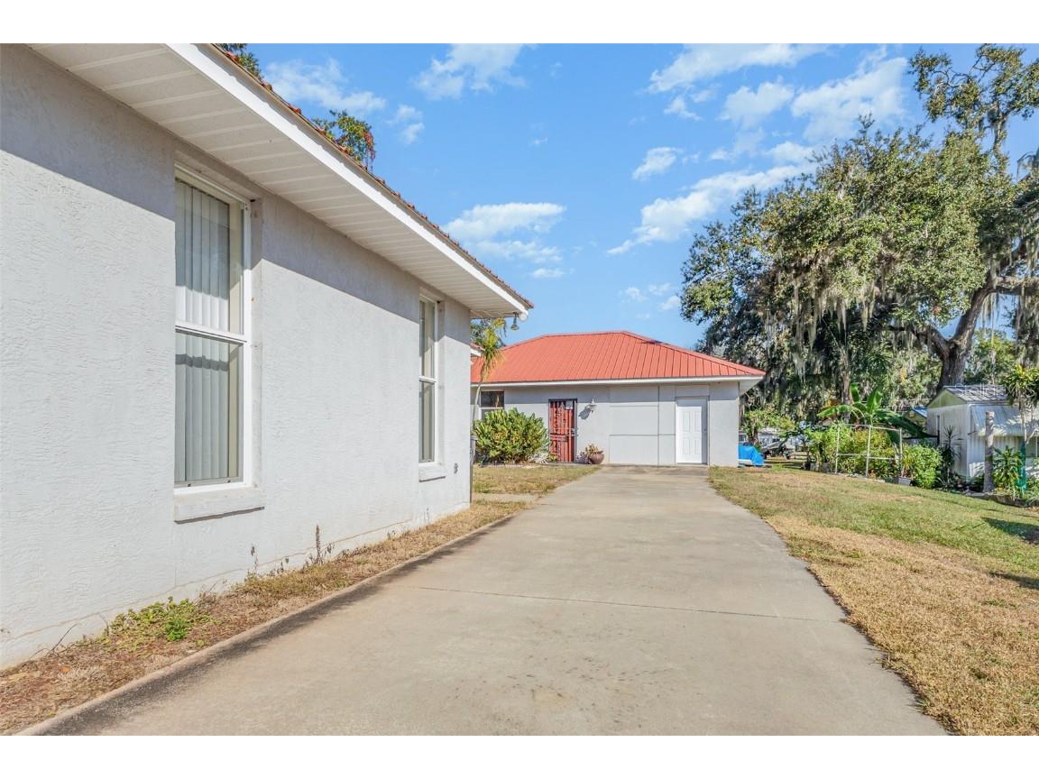 334 N Lake Reedy Boulevard Frostproof FL 33843 TB8450349 image29