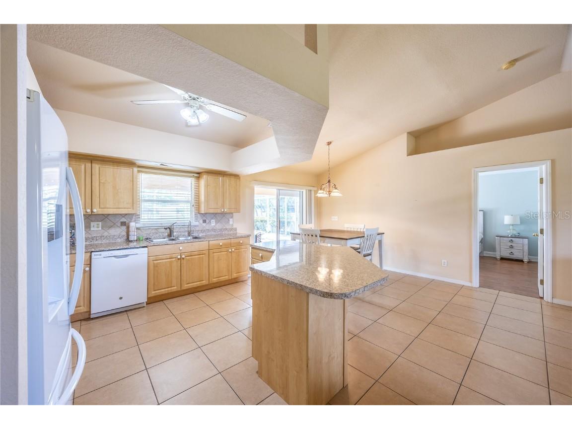 334 NE 17th Street Cape Coral FL 33909 C7515559 image10